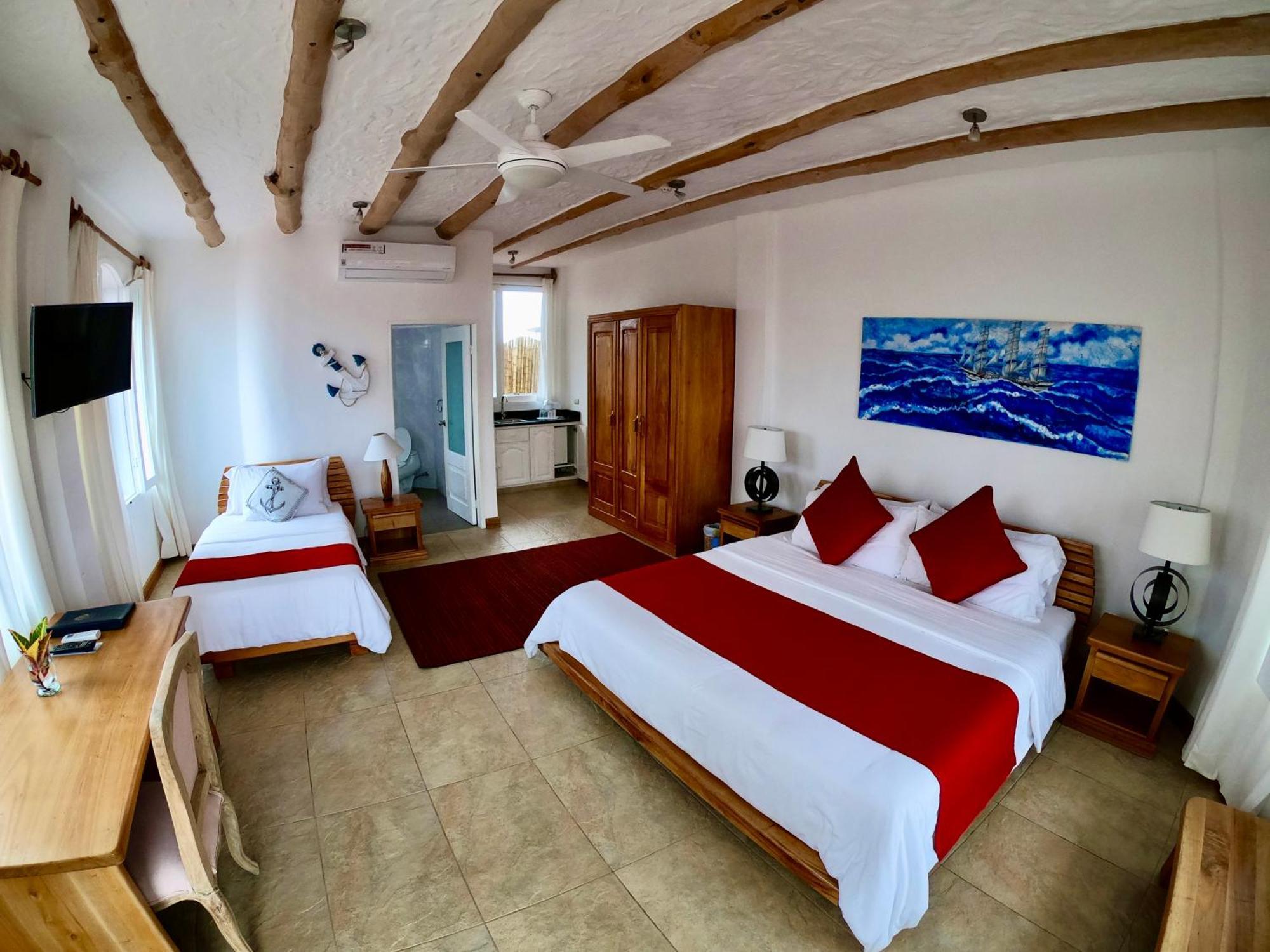 פורטו איורה Hotel Angermeyer Waterfront Inn מראה חיצוני תמונה