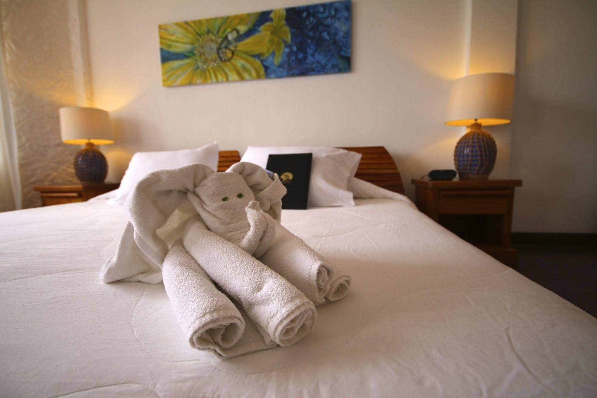פורטו איורה Hotel Angermeyer Waterfront Inn מראה חיצוני תמונה